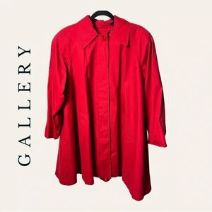 Vintage GALLERY SWAGGER COAT RED IN COLOR SIZE 10 UNIQUE HIDDEN BUTTON UP